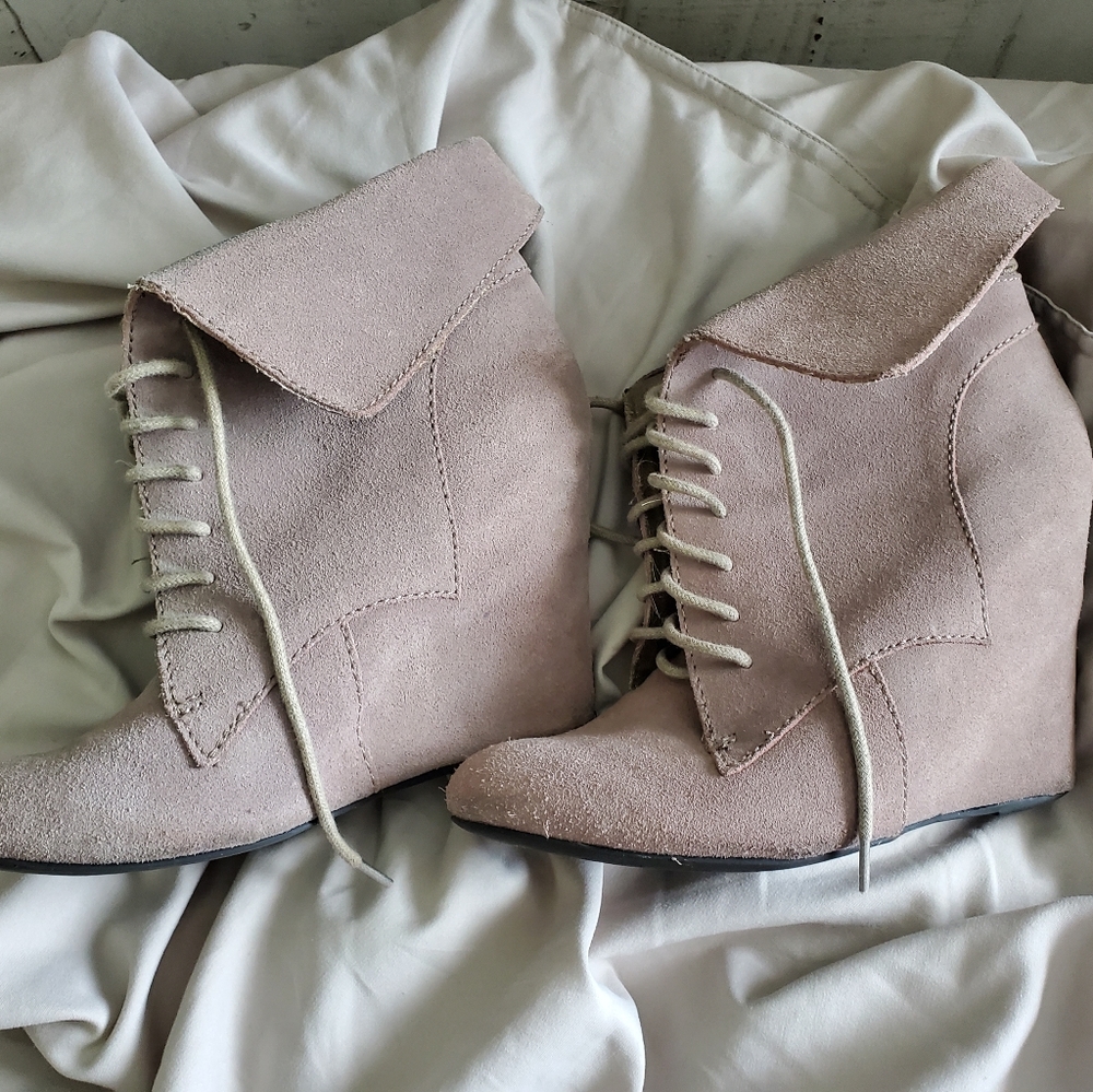 Steve Madden Luxe Dare Suede Wedge Booties Gray size 8